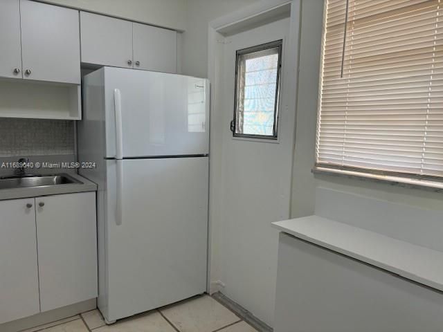 For Rent: $1,800 (1 beds, 1 baths, 850 Square Feet)