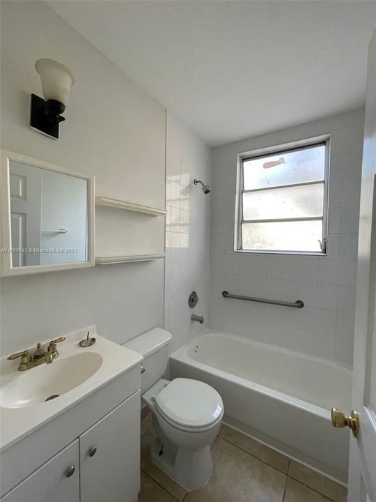 Unit #2 Bathroom