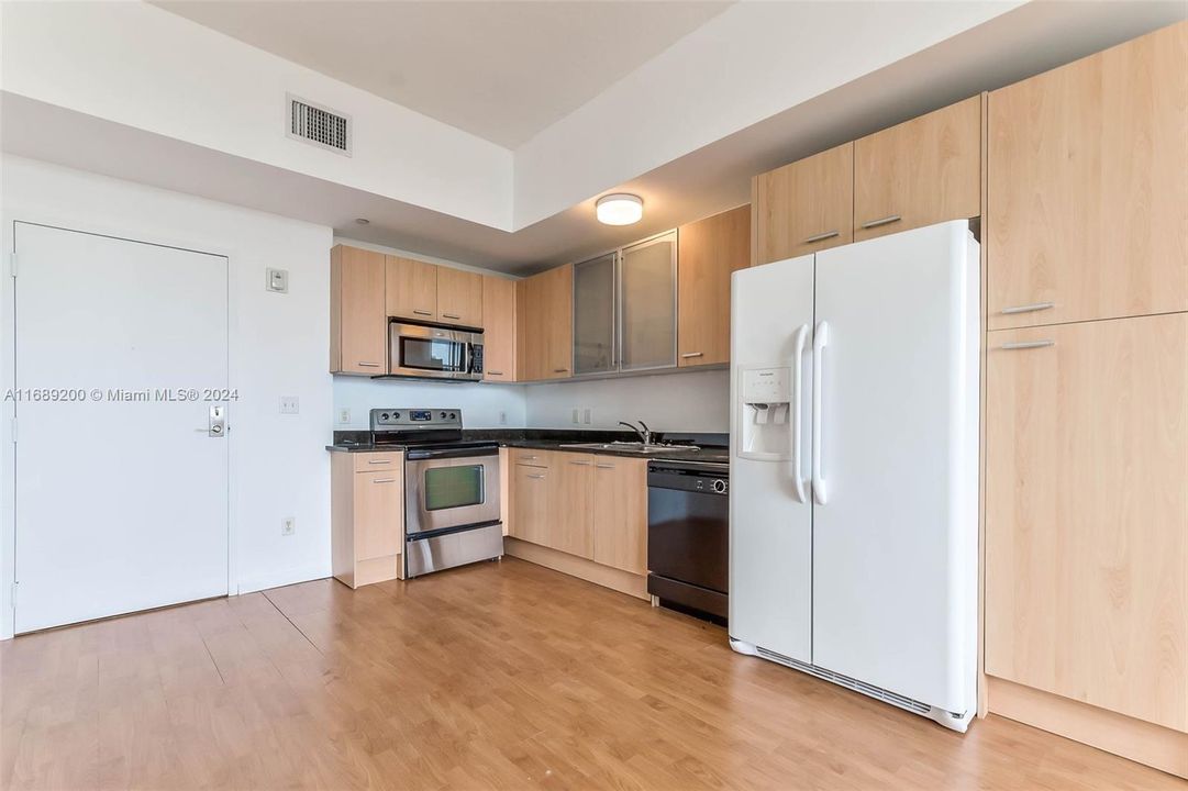 For Rent: $1,900 (1 beds, 1 baths, 0 Square Feet)