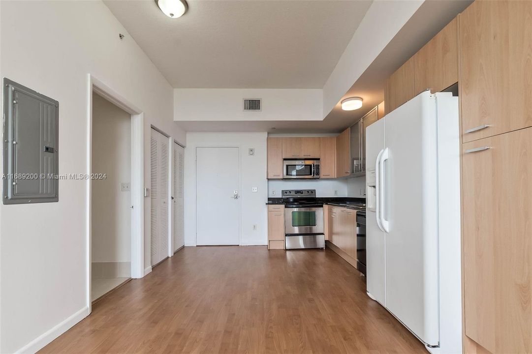 For Rent: $1,900 (1 beds, 1 baths, 0 Square Feet)