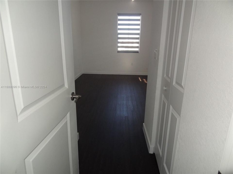 For Rent: $2,750 (3 beds, 2 baths, 1481 Square Feet)