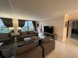 En Venta: $569,000 (2 camas, 2 baños, 1507 Pies cuadrados)