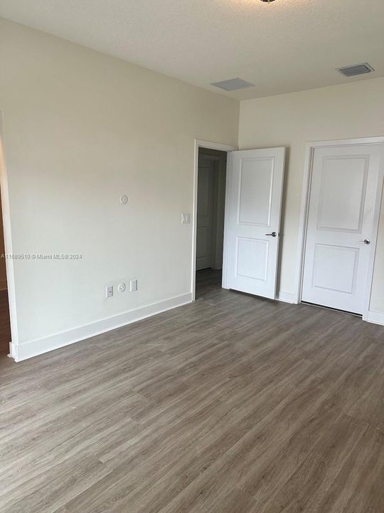 For Rent: $3,750 (3 beds, 2 baths, 1485 Square Feet)