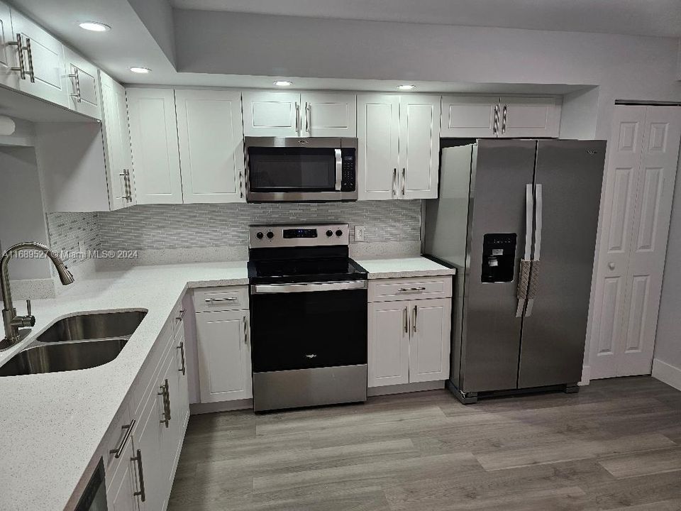 COMPLETELY REMODELED KITCHEN