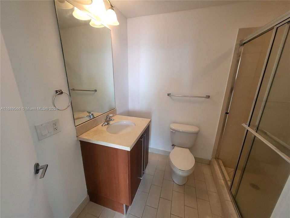 For Rent: $4,300 (2 beds, 2 baths, 1107 Square Feet)