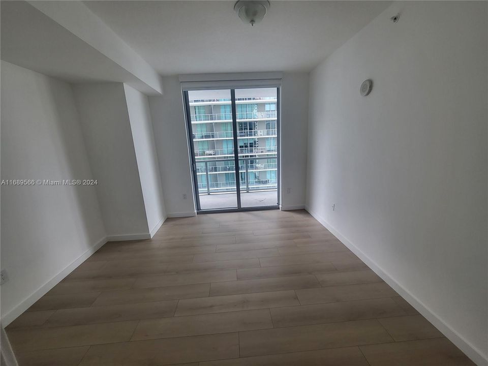 For Rent: $4,300 (2 beds, 2 baths, 1107 Square Feet)