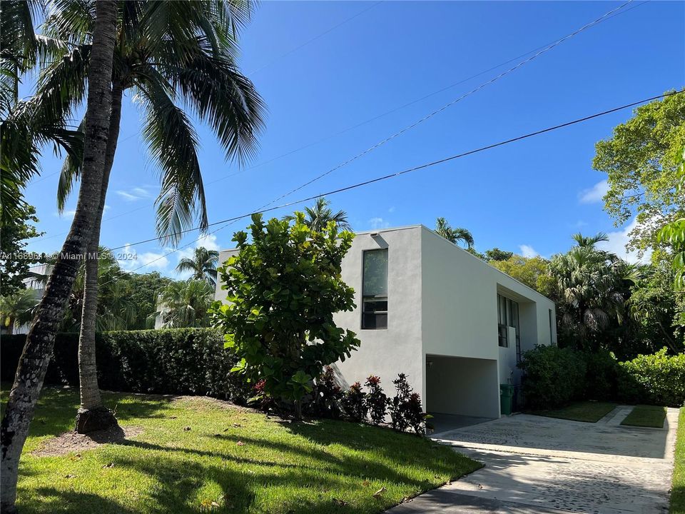 Carport/Side Of House