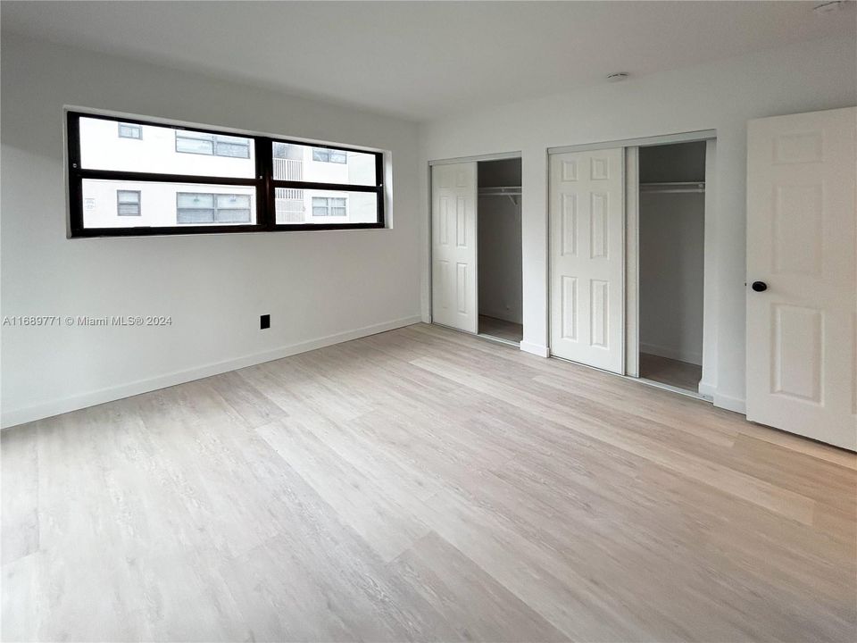 For Rent: $1,750 (1 beds, 1 baths, 705 Square Feet)