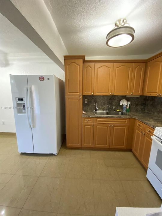 For Rent: $1,650 (1 beds, 1 baths, 583 Square Feet)