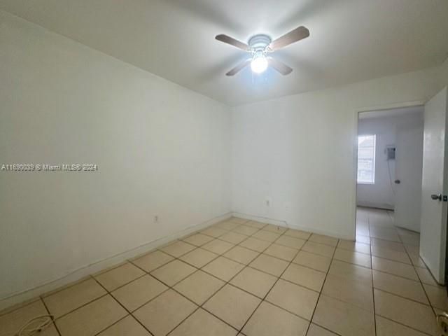 For Rent: $1,600 (1 beds, 1 baths, 386 Square Feet)