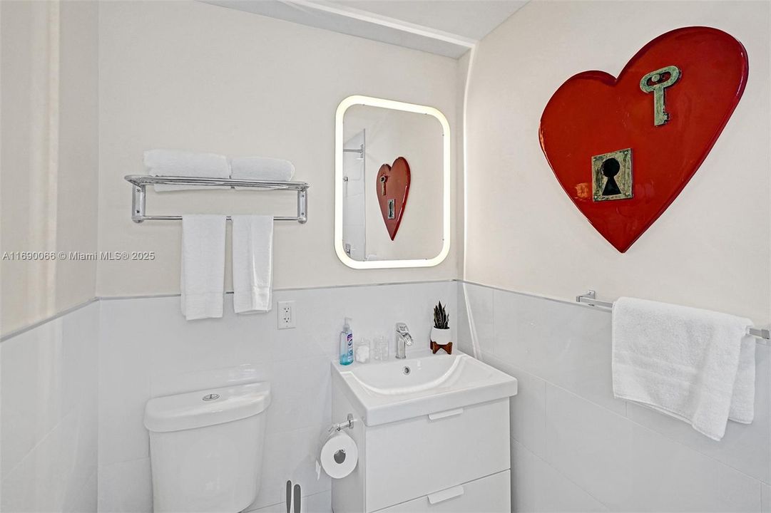 На продажу: $12,000,000 (0 спален, 0 ванн, 0 Квадратных фут)