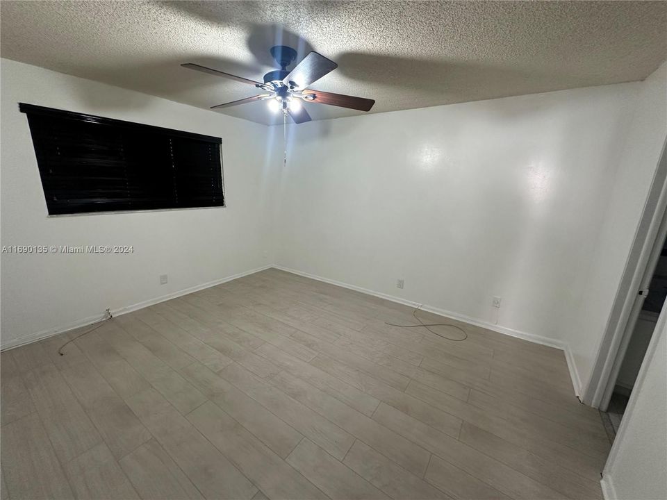 For Rent: $2,100 (2 beds, 2 baths, 1055 Square Feet)