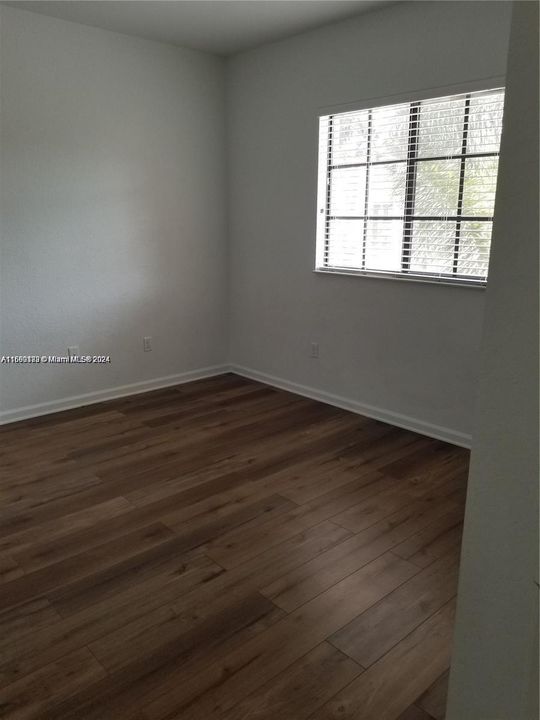 For Rent: $3,200 (3 beds, 2 baths, 1768 Square Feet)