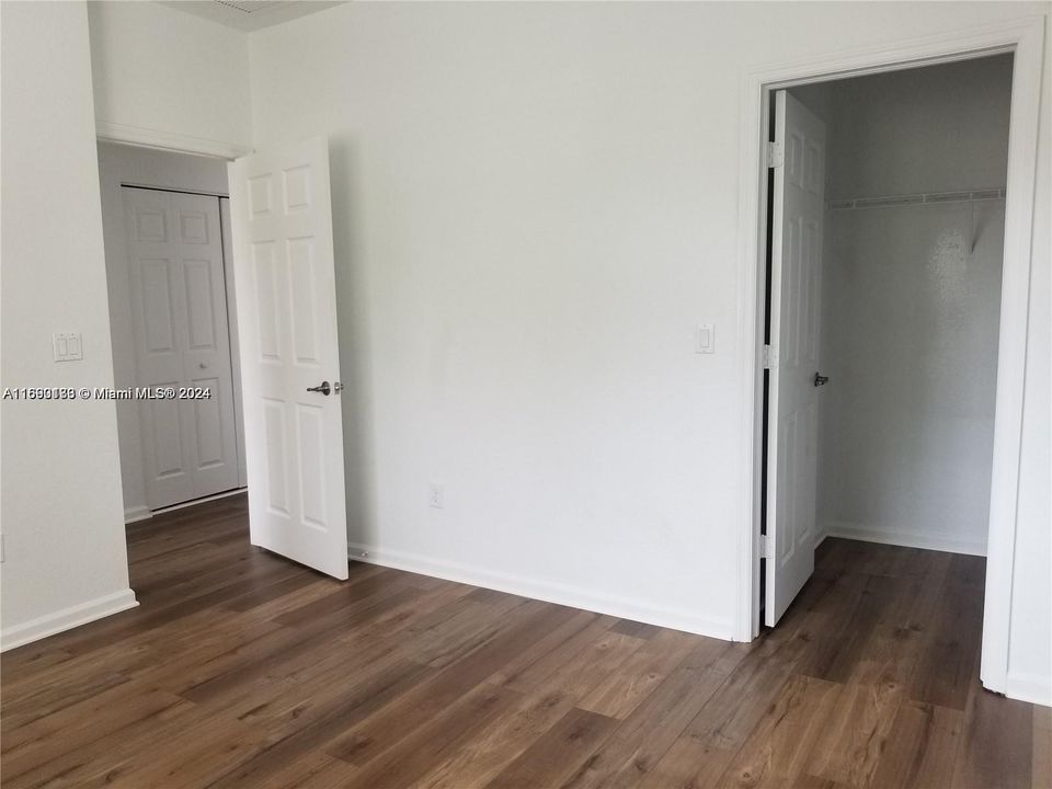 For Rent: $3,200 (3 beds, 2 baths, 1768 Square Feet)