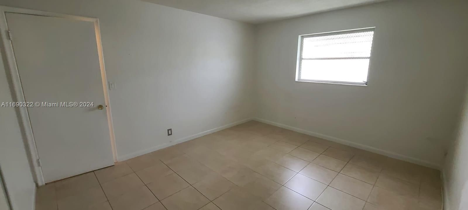 For Rent: $1,700 (1 beds, 1 baths, 675 Square Feet)