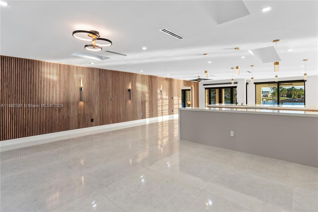 最近租的: $7,000 (4 贝兹, 3 浴室, 3120 平方英尺)