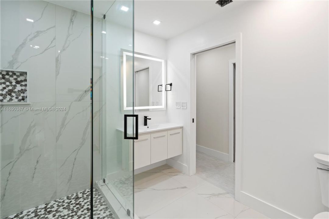 最近租的: $7,000 (4 贝兹, 3 浴室, 3120 平方英尺)