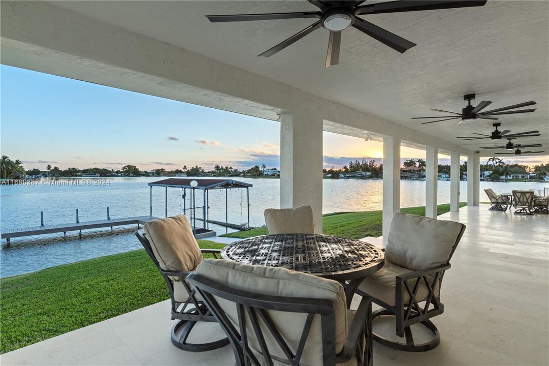 最近租的: $7,000 (4 贝兹, 3 浴室, 3120 平方英尺)