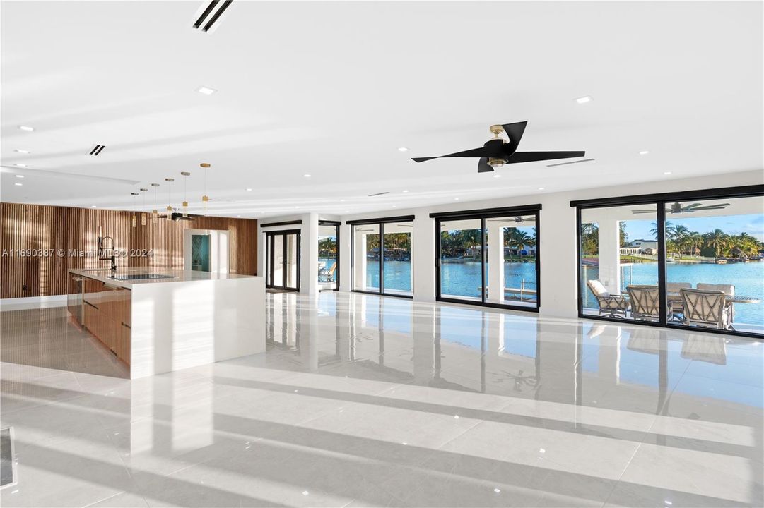 最近租的: $7,000 (4 贝兹, 3 浴室, 3120 平方英尺)