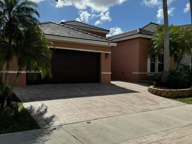 Active With Contract: $4,500 (4 beds, 2 baths, 2055 Square Feet)