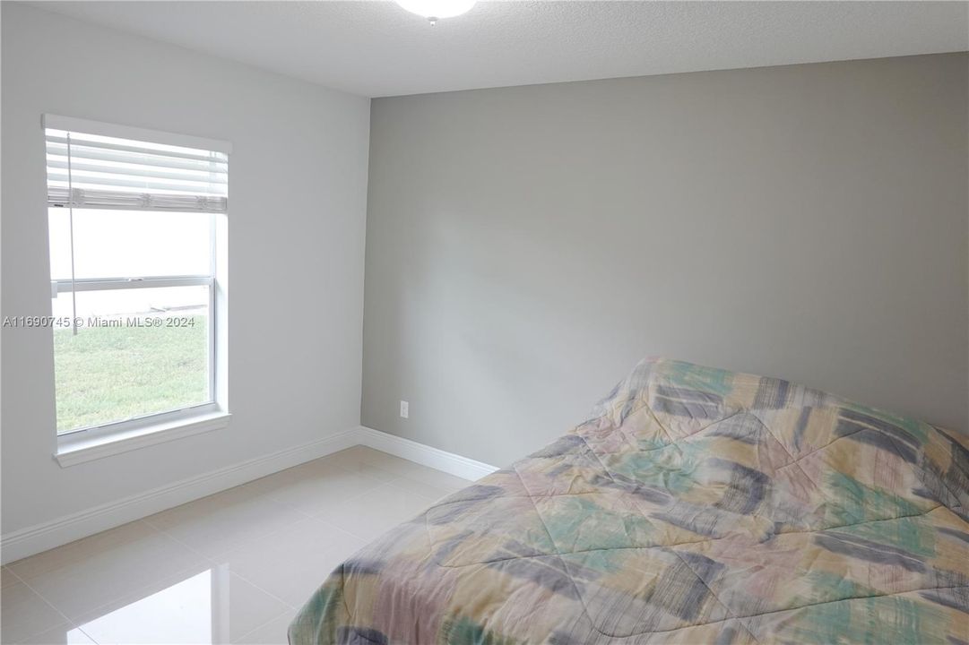 2nd Bedroom