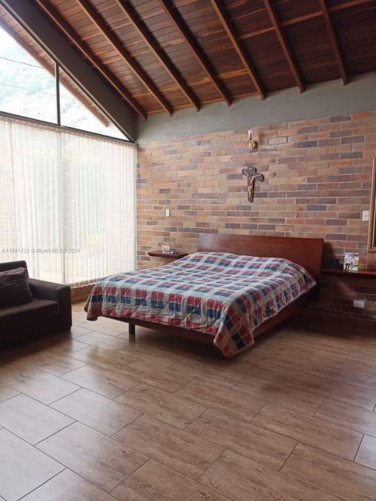 En Venta: $285,000 (3 camas, 3 baños, 0 Pies cuadrados)