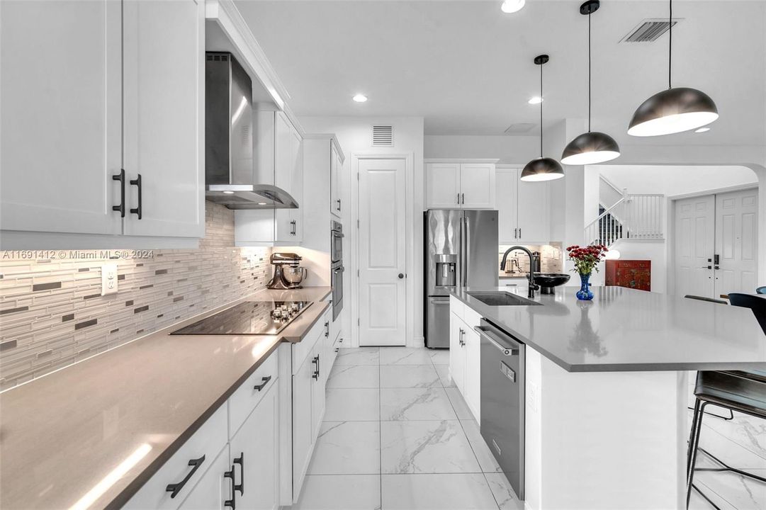 Stunning Kitchen with Top GE Appliances