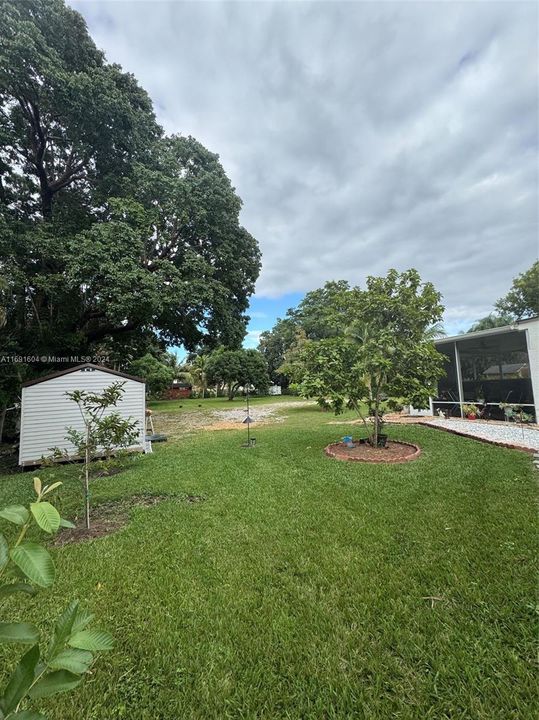 For Sale: $1,199,000 (4 beds, 2 baths, 1930 Square Feet)