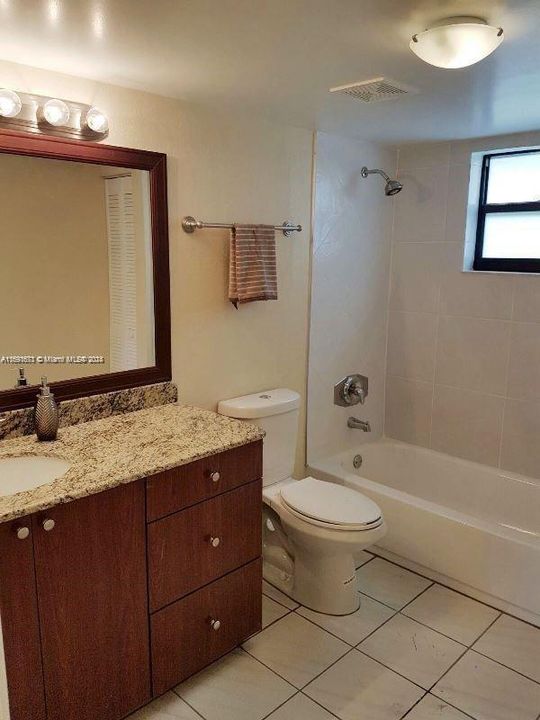 For Rent: $1,700 (1 beds, 1 baths, 680 Square Feet)