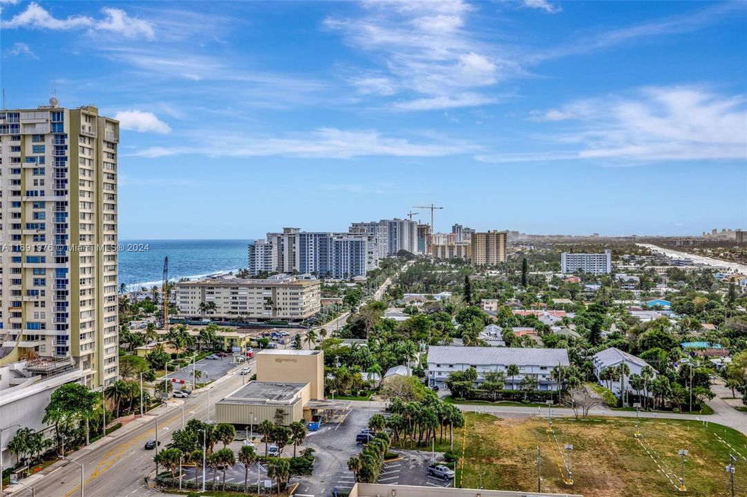 For Sale: $2,150,000 (3 beds, 3 baths, 2027 Square Feet)