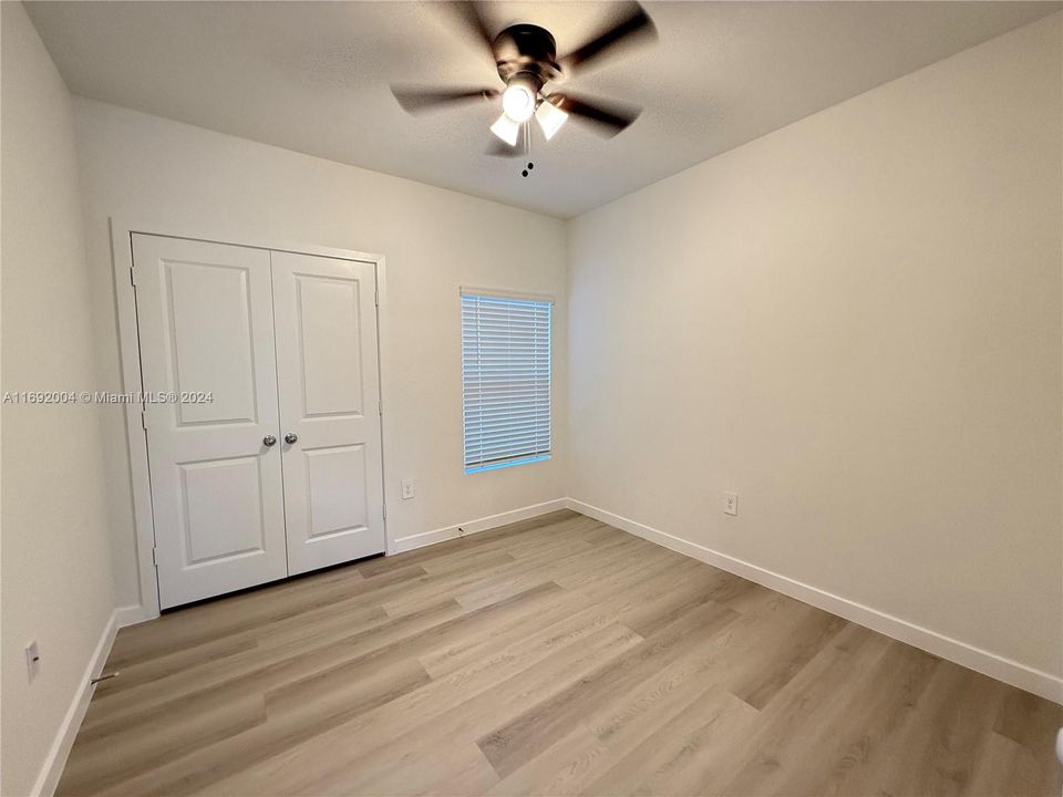 For Rent: $3,200 (3 beds, 3 baths, 1376 Square Feet)