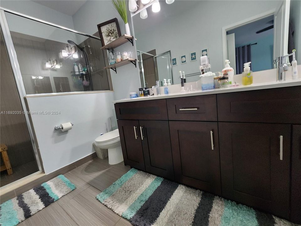 Second master bath on the second floor