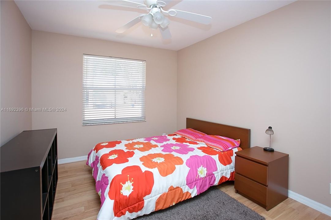 For Rent: $3,500 (2 beds, 2 baths, 1447 Square Feet)