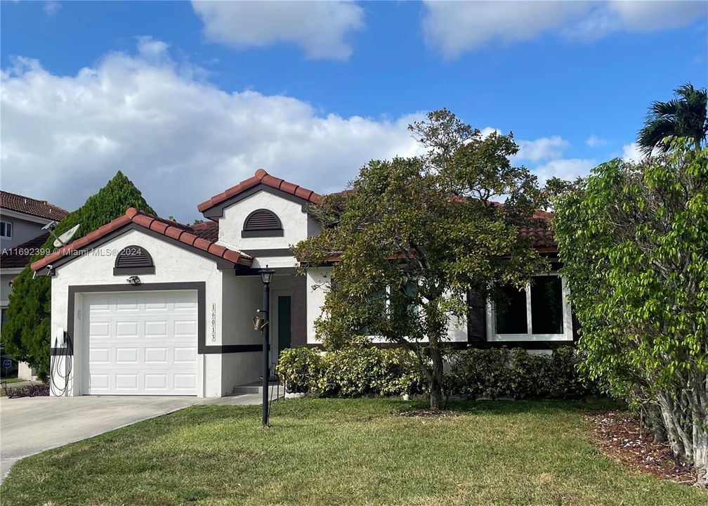 For Sale: $569,000 (3 beds, 2 baths, 1458 Square Feet)