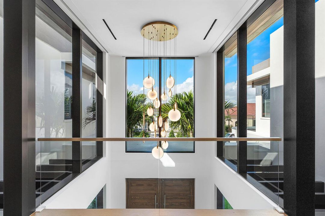1520_Royal_Palm_Way_67