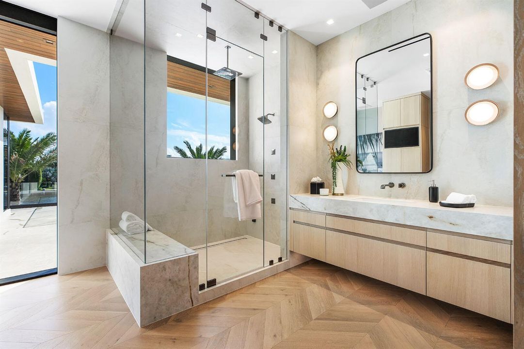 1520_Royal_Palm_Way_84