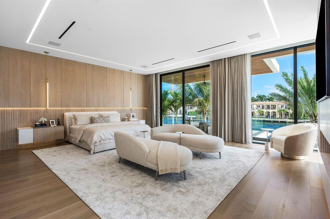 1520_Royal_Palm_Way_71