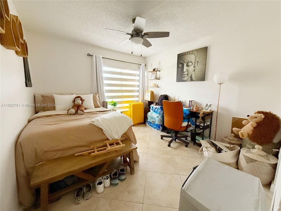 For Rent: $2,500 (2 beds, 2 baths, 1210 Square Feet)