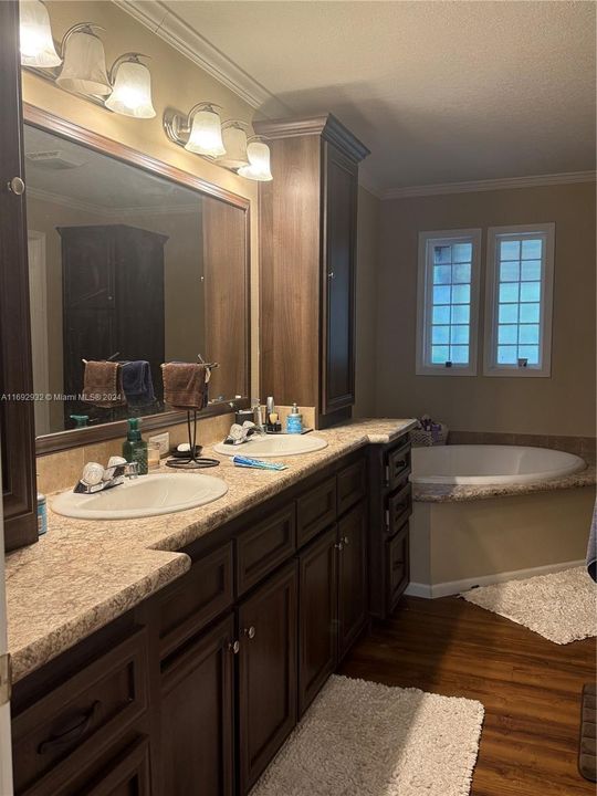 Recently Sold: $285,000 (3 beds, 2 baths, 0 Square Feet)