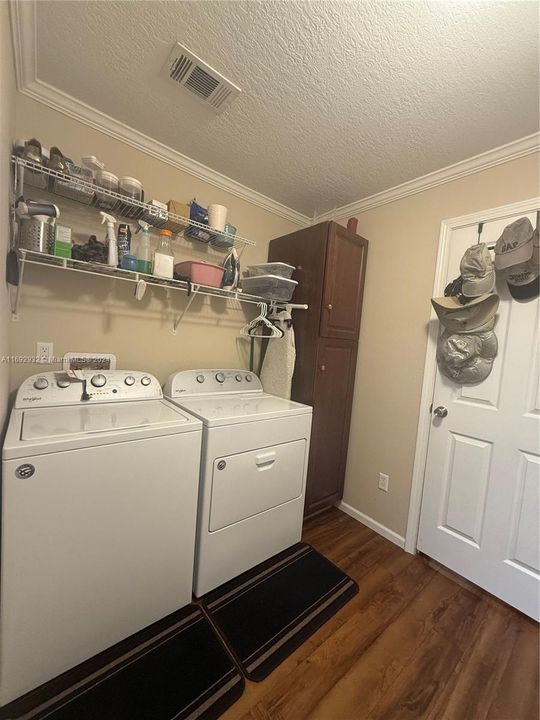 Recently Sold: $285,000 (3 beds, 2 baths, 0 Square Feet)