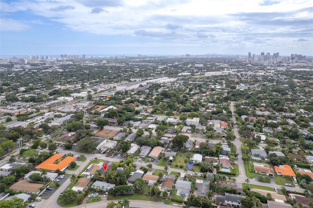 For Sale: $500,000 (3 beds, 2 baths, 1424 Square Feet)