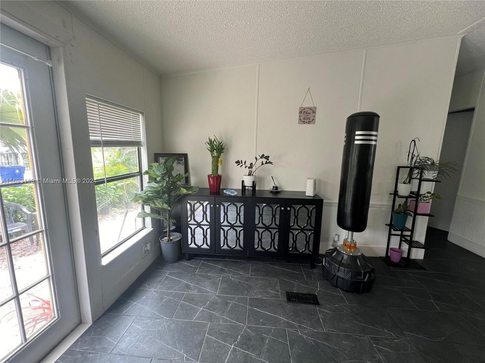 For Sale: $163,000 (3 beds, 2 baths, 10675 Square Feet)