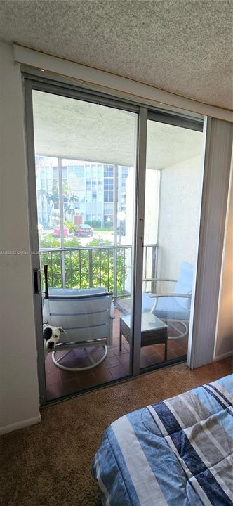 For Rent: $2,750 (2 beds, 2 baths, 1210 Square Feet)