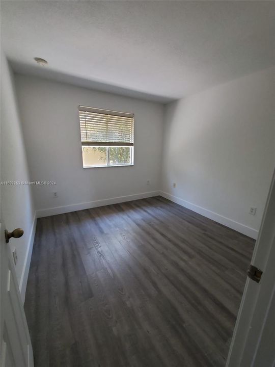 For Rent: $2,650 (3 beds, 2 baths, 1302 Square Feet)