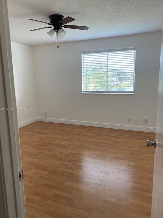 For Rent: $3,400 (3 beds, 2 baths, 1443 Square Feet)