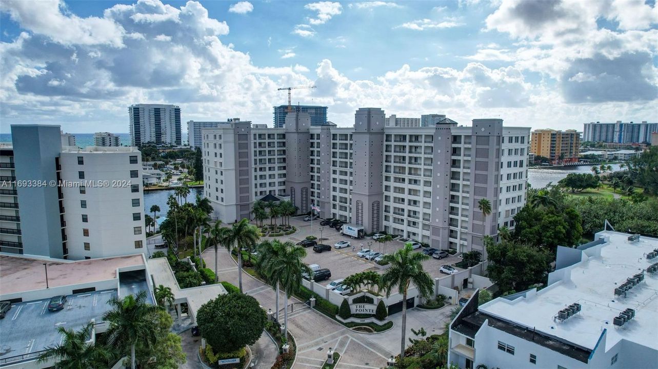 For Sale: $1,350,000 (2 beds, 2 baths, 1787 Square Feet)