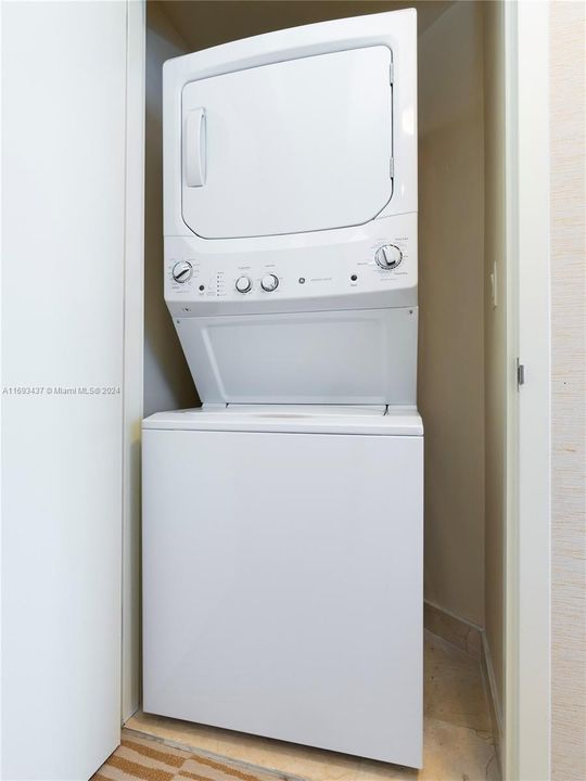 washer /dryer and lockable owner closet in unit