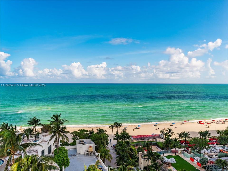 1st balcony - stunning ocean and city views