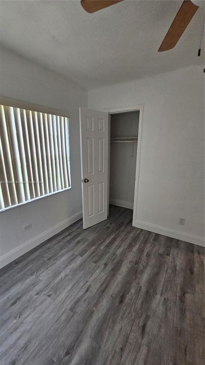 For Rent: $2,500 (2 beds, 1 baths, 720 Square Feet)