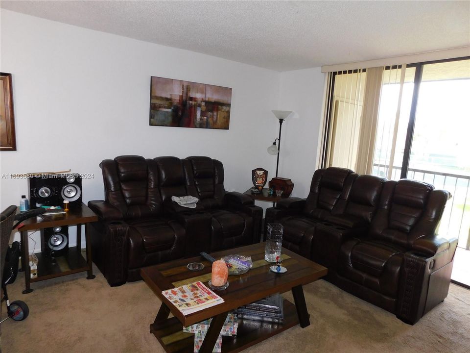 For Sale: $260,000 (1 beds, 1 baths, 0 Square Feet)